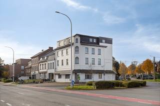 Te renoveren studio te koop in Genk – WaterscheiOp zoek naar een investeringspand met een goed rendement?Deze studio bevindt zich de 1e verdieping in...