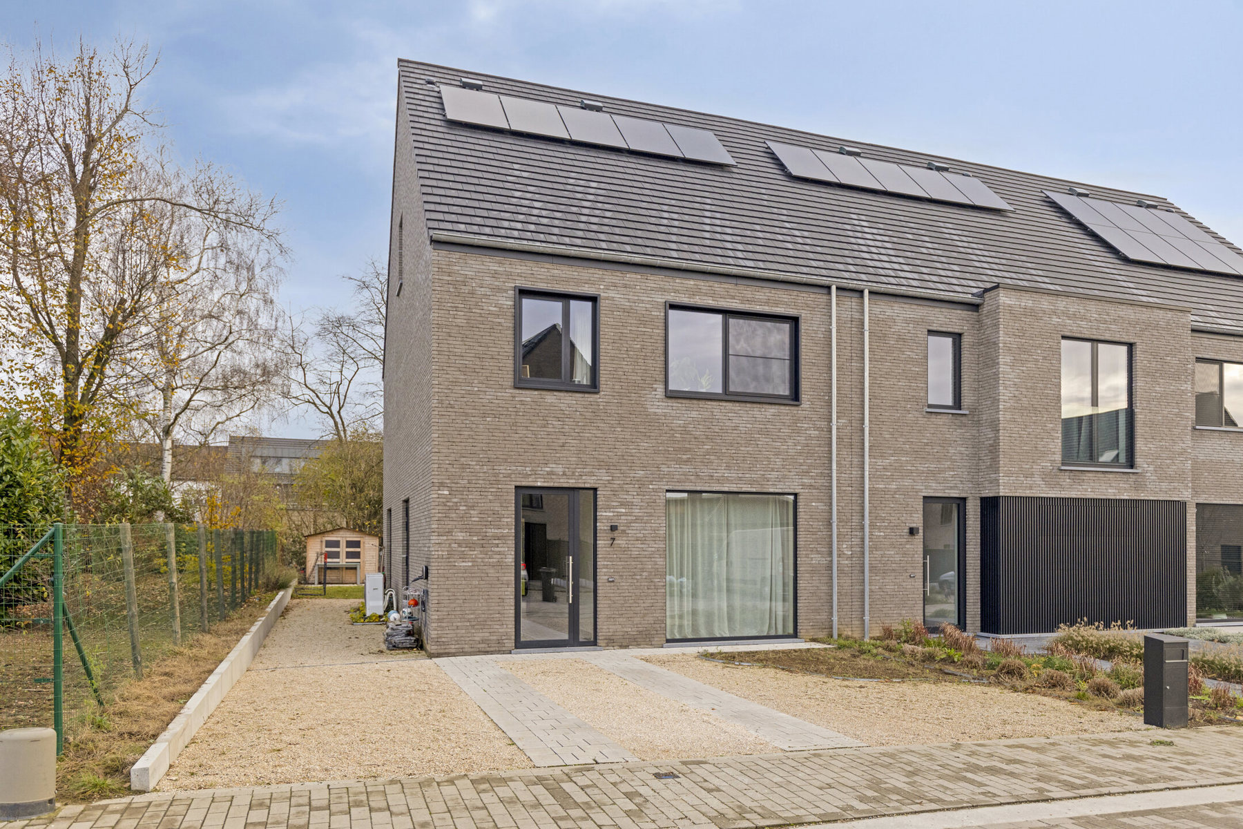 TE KOOP - energiezuinige woning met E-peil 10 op toplocatie - foto 1