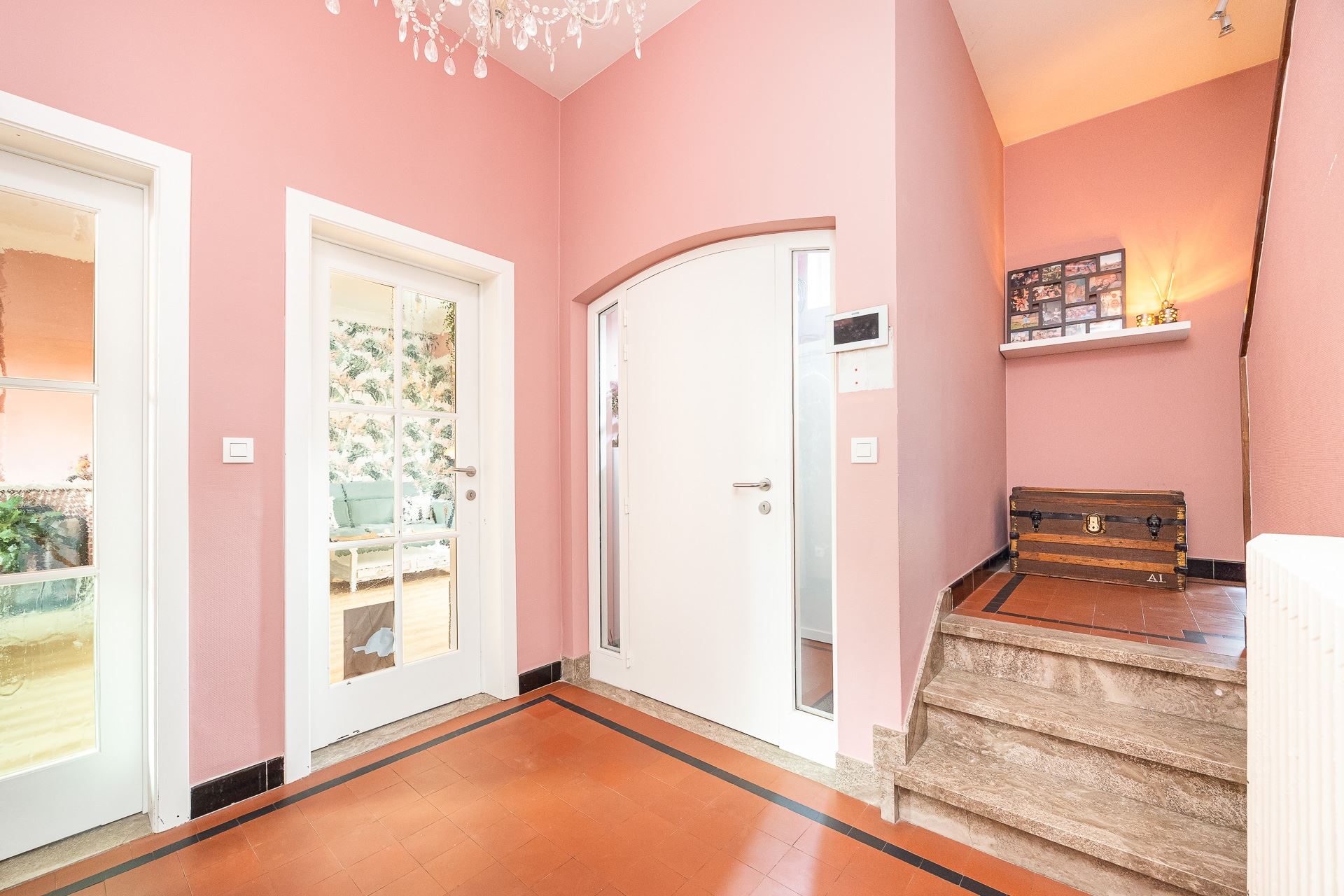 Sterk opgewaardeerde Apothekerswoning met 4 slaapkamers - foto 2