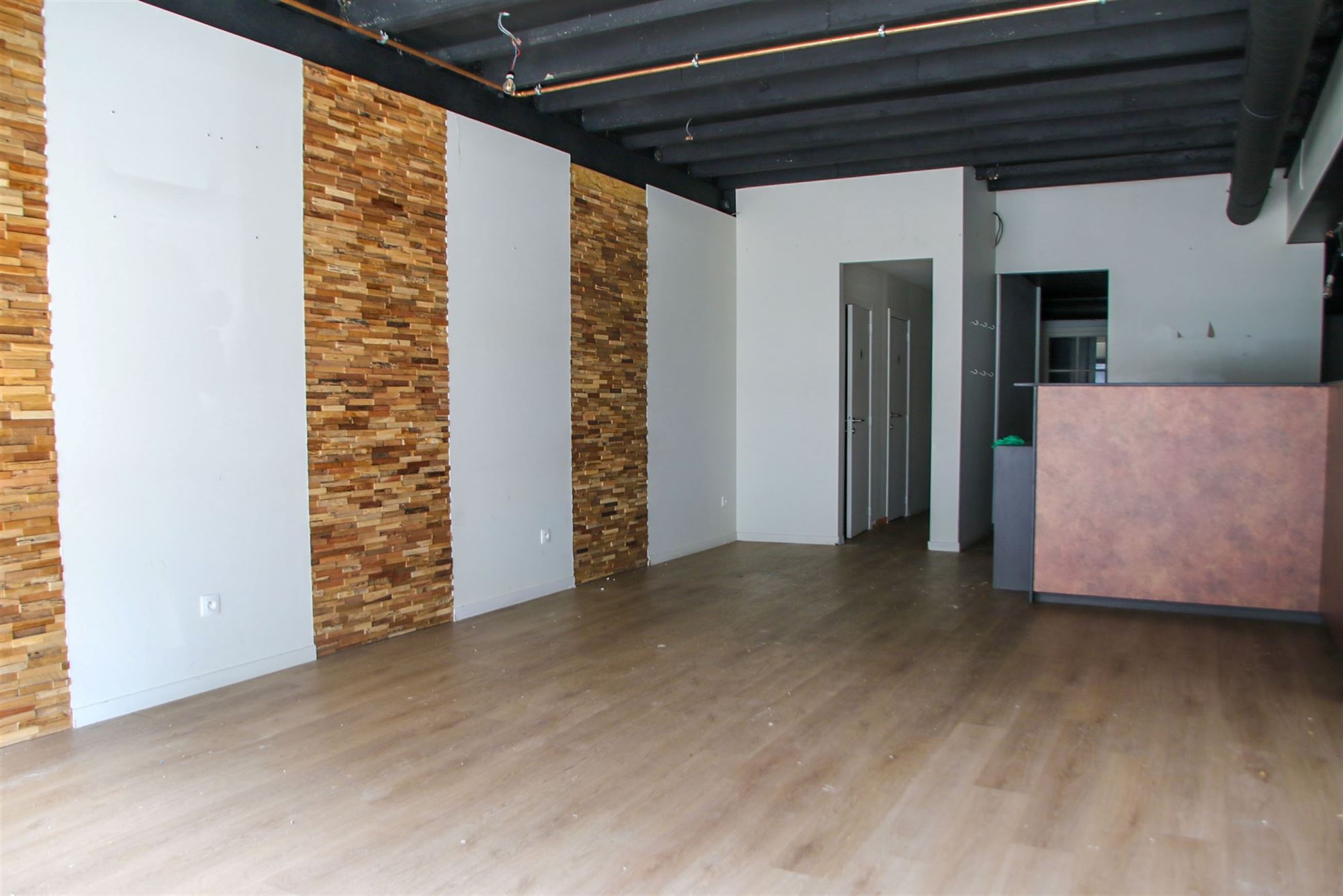 Commercieel gelijkvloers van 125m² - foto 3