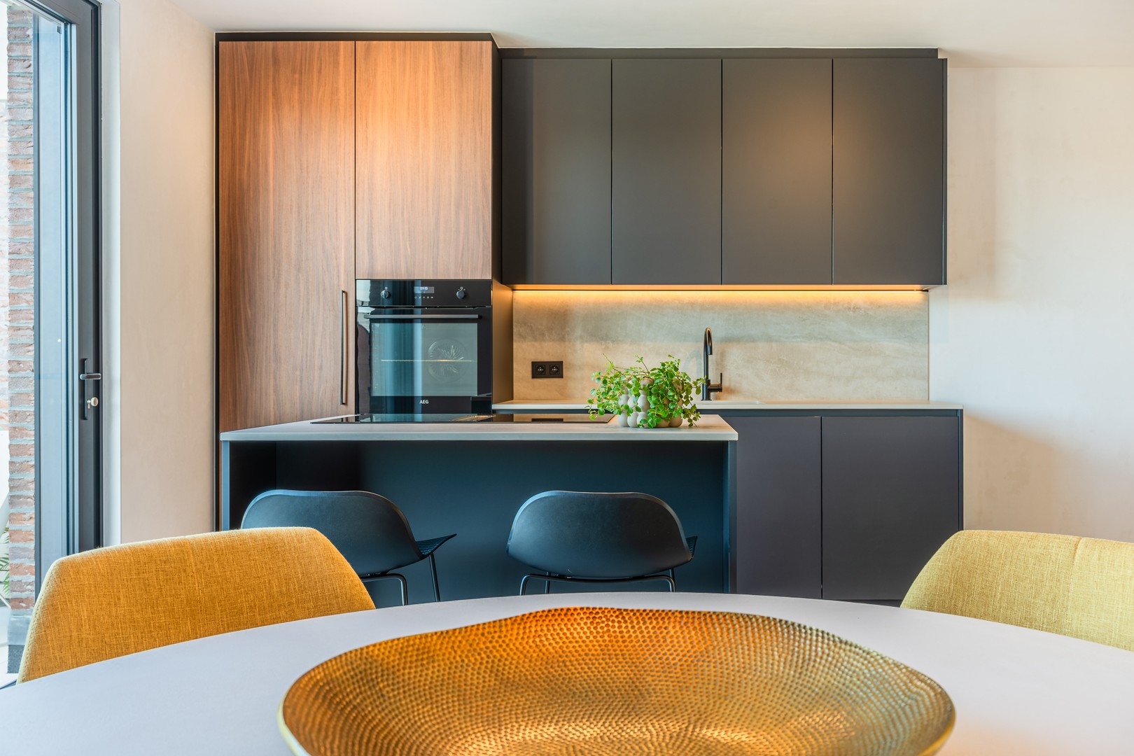 Nieuwbouwappartement met eigen autostaanplaats - foto 2