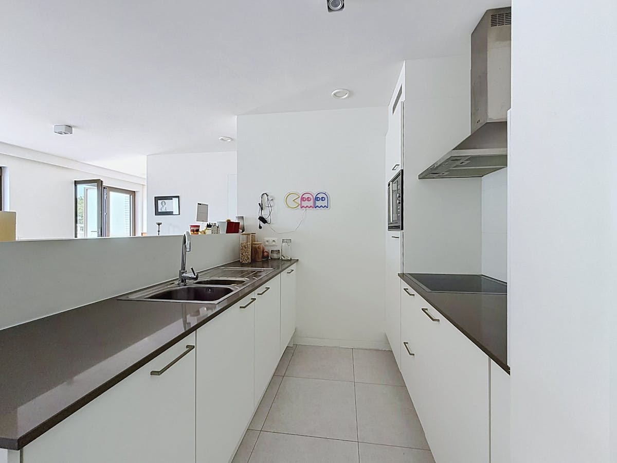 Eénslaapkamerappartement met ruim terras te huur in Gent - foto 4