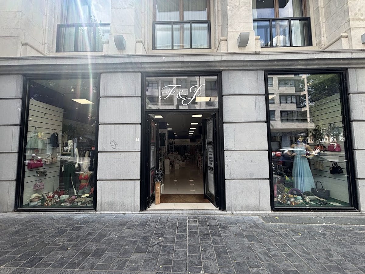 Uniek handelspand te huur in hartje Kortrijk - foto 3