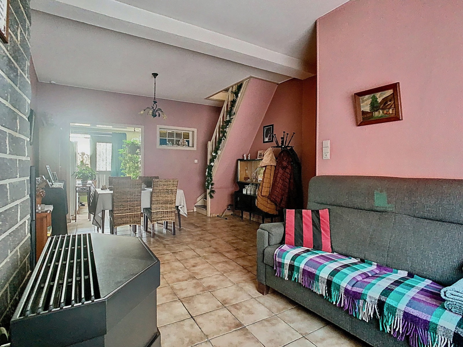 Centraal gelegen, Te renoveren Woning met 2 SLPK én Tuin! - foto 5