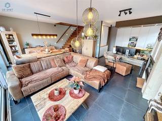 VILLA MODERNE CLÉ EN MAIN AVEC 4 CHAMBRES, PISCINE ET GRAND JARDINCette magnifique villa moderne, entièrement prête à emménager, est idéalement...