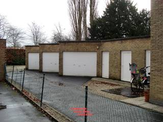 Deze ruime garagebox is gelegen tussen Gistelse Steenweg – Centrum Brugge – grensscheiding met de gemeente Sint-Michiels en Expressweg. De...