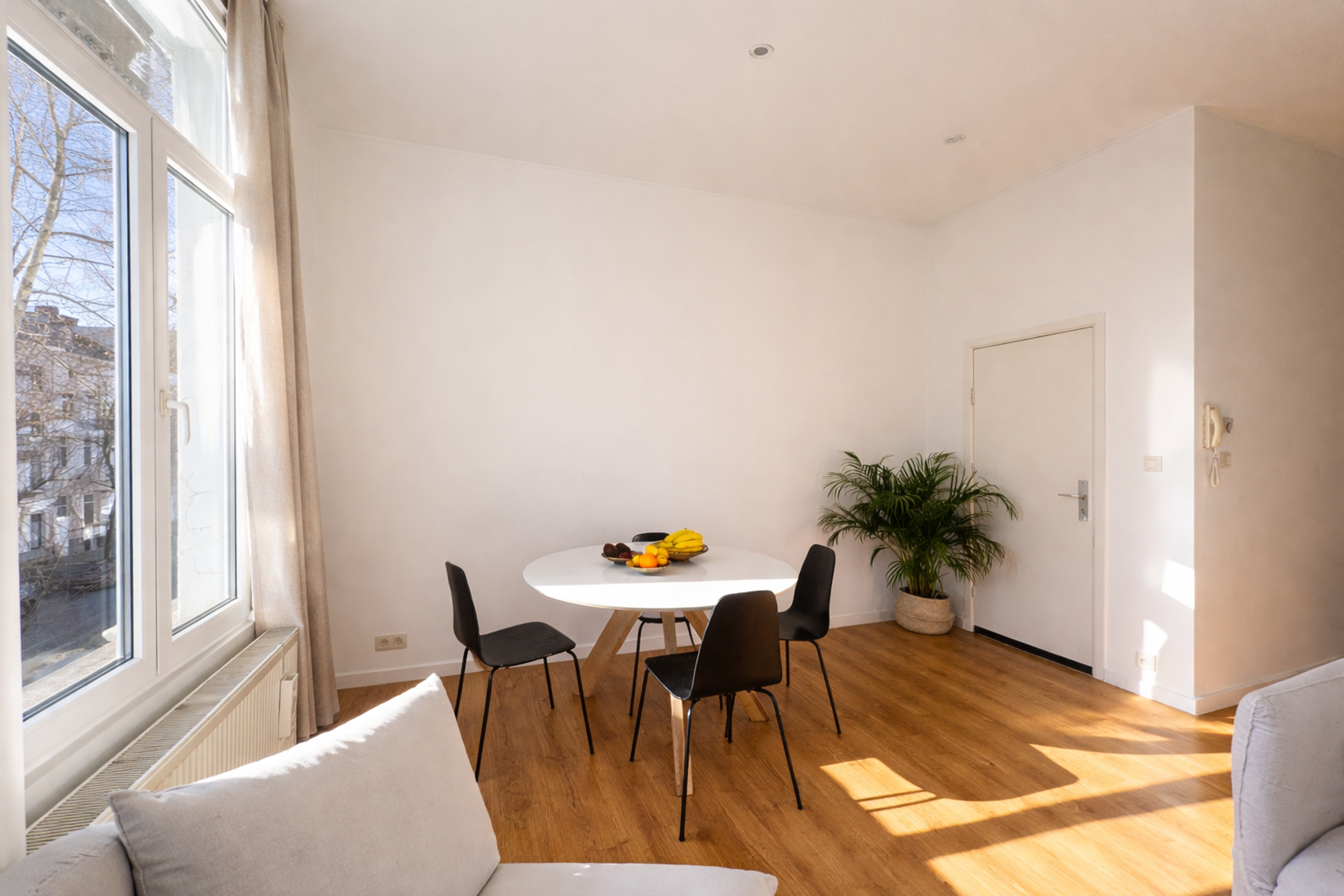 Instapklaar appartement op topligging in Antwerpen-Zuid. - foto 4