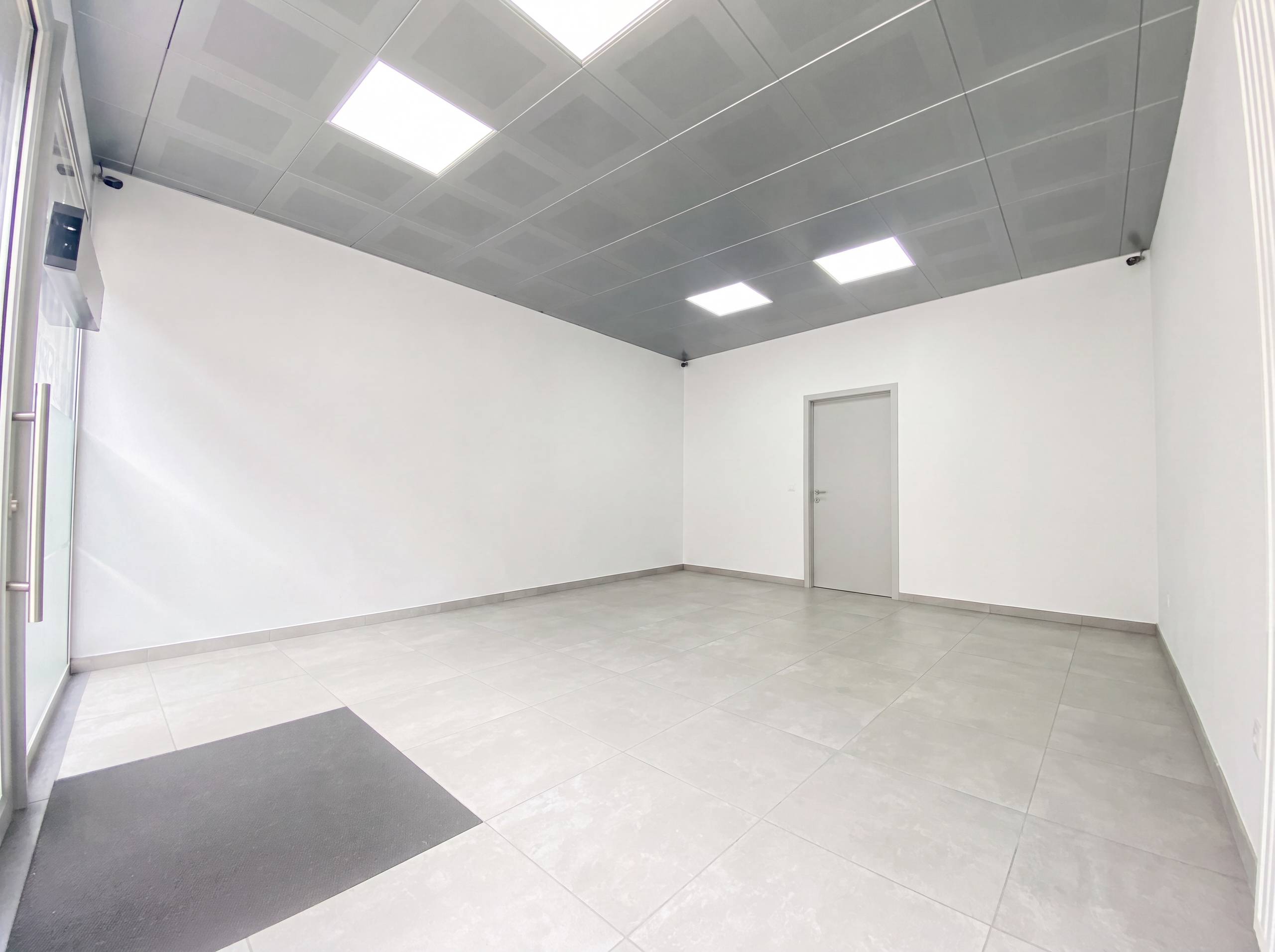 Menen - Ruime woning met handelspand te koop - foto 5
