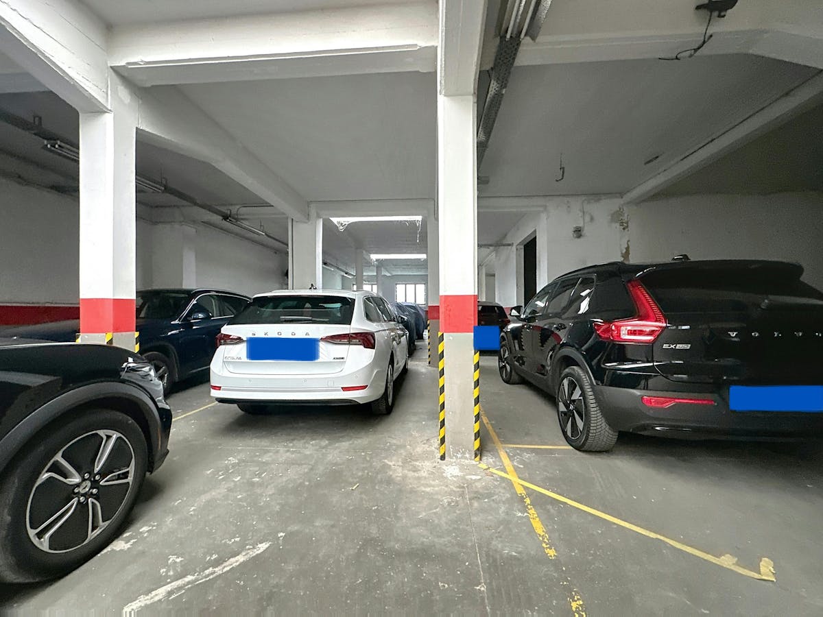 Entrepôt à vendre avec jusqu'à 20 places de parking à Terhagen - photo 4