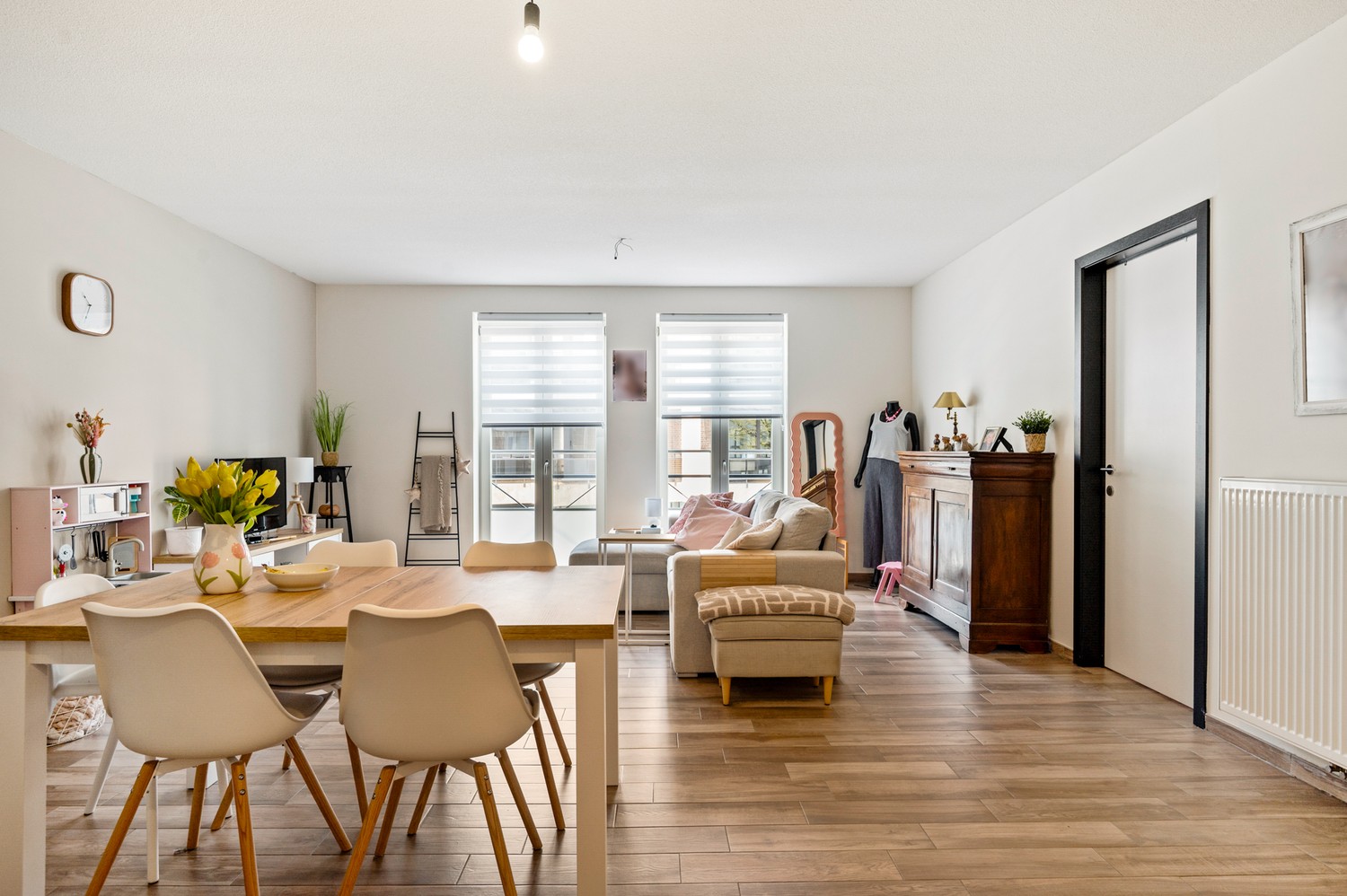 Instapklaar appartement met 2 slaapkamers! - foto 2