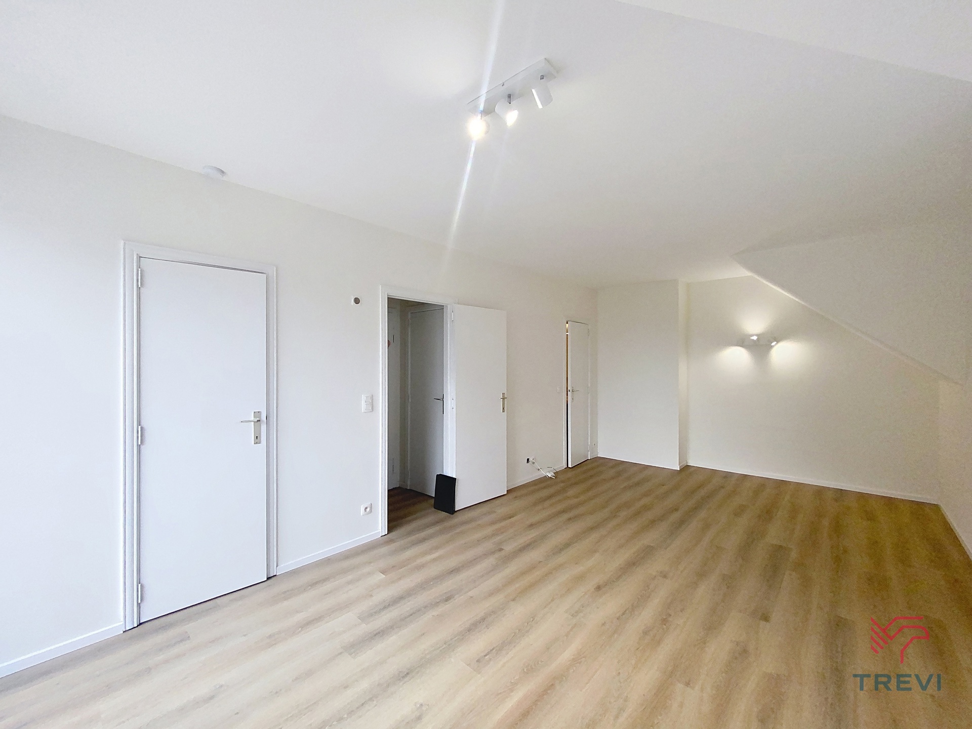 Studio met terras, onlangs gerenoveerd! - foto 4