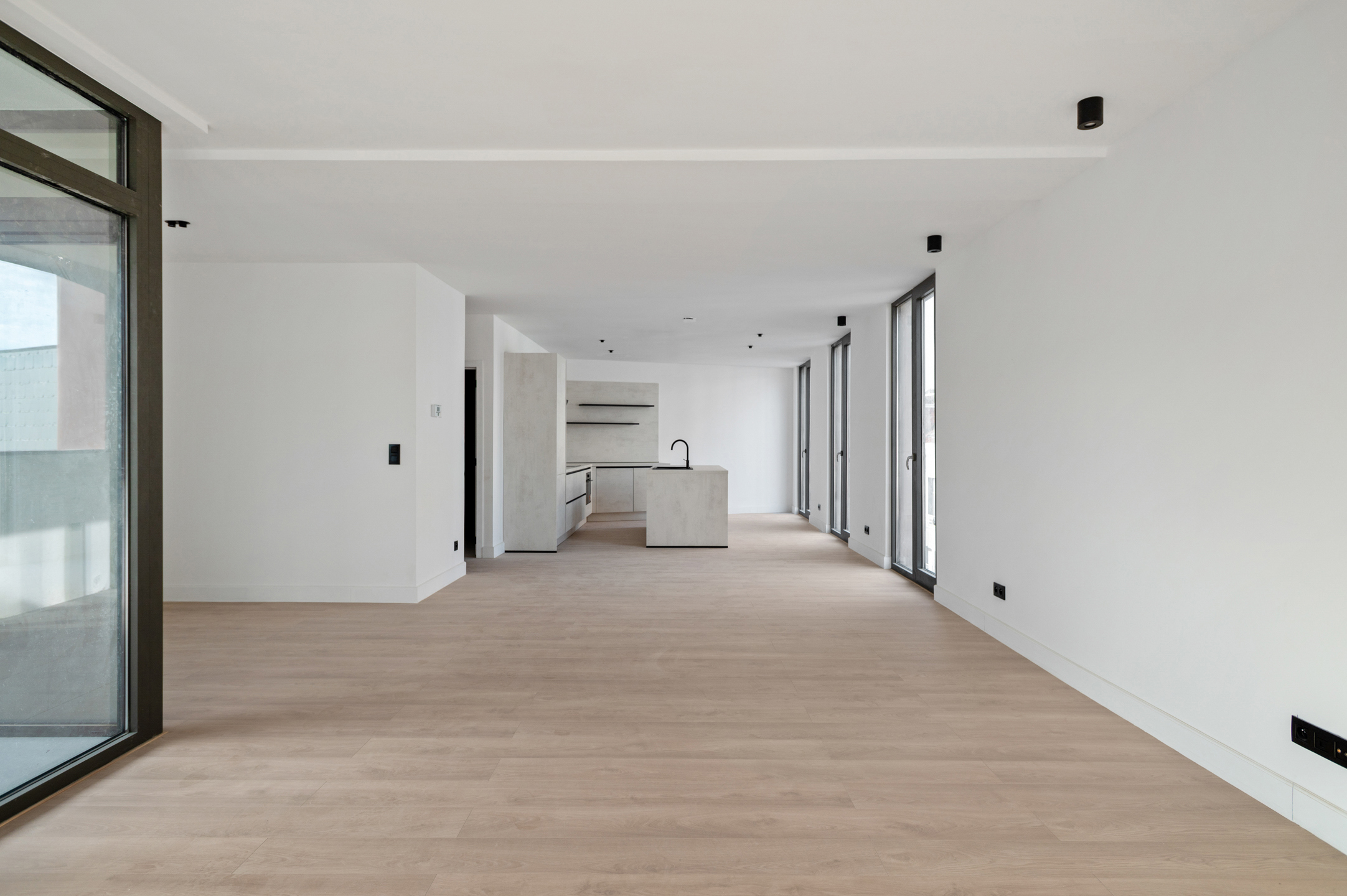 Industrieel karakter, hedendaags comfort — appartement in de voormalige Whitbread-fabriek - foto 5