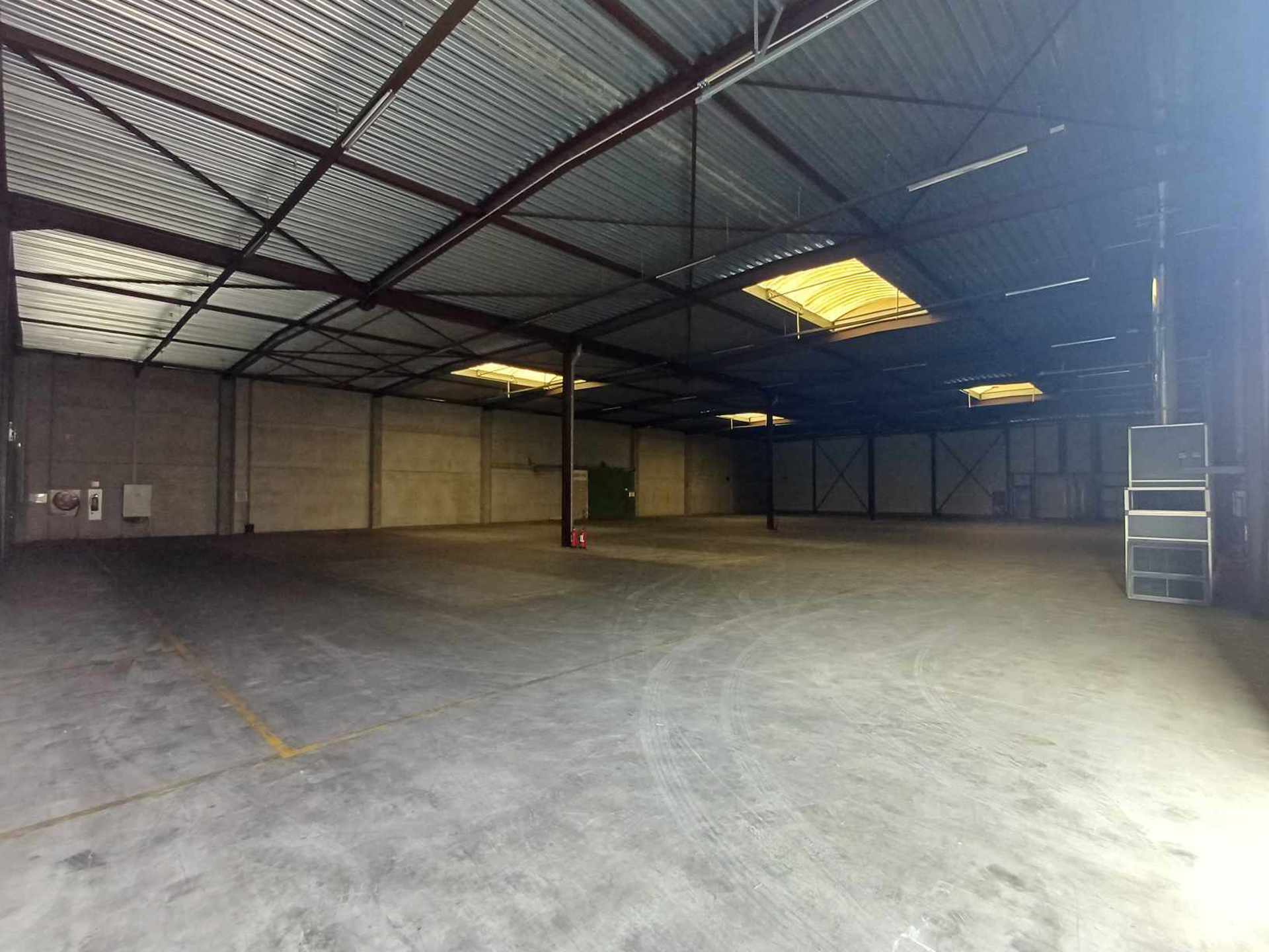 Magazijnen Units 4+5 te huur 1.452m² - foto 4