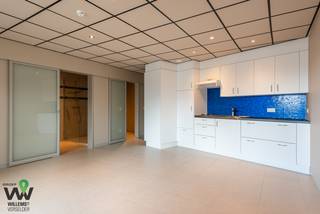 Deze nieuwbouw appartementen maken deel uit van een nieuwe vleugel van residentie Helios, schuinover het prachtige dorpsplein 't Stee te...
