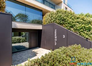 Koksijde-Bad, Residentie Zeewolf, Prachtig luxueus penthouse met hoogstaande afwerking en zonnig terras, gelegen op de 3e verdieping met...