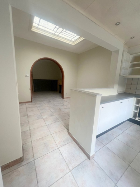 VRIJ RUIME SPECIALE EIGENDOM MET TUIN - foto 5