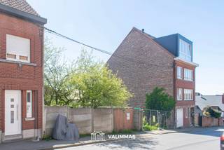 VALIMMAS verkoopt te Asse deze welgelegen projectgrond, bestemd voor een meergezinswoning met 8 appartementen, 8 autostandplaatsen, 2 garageboxen,...