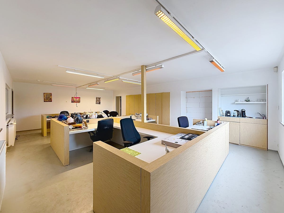 Entrepôt (900 m²) avec bureau et quai de chargement à louer à Evergem - photo 5