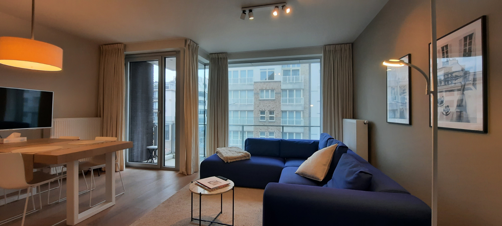 Stijlvol, comfortabel bemeubeld appartement in het centrum van Knokke-Heist - photo 1