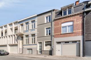 Investeringspand in het hart van Kortrijk met 5 verhuurde studentenkamers. Gelegen in de Kanonstraat, pal in het centrum, biedt deze...