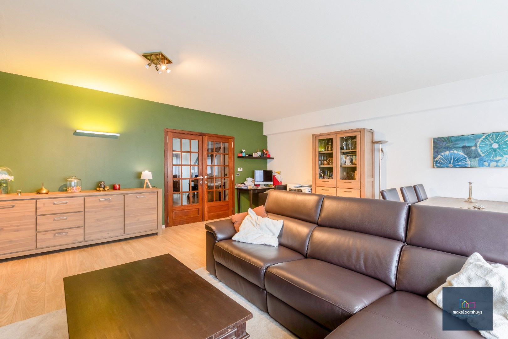 Heel ruime instapklare woning in rij met zonneterras en 2 staanplaatsen - foto 5