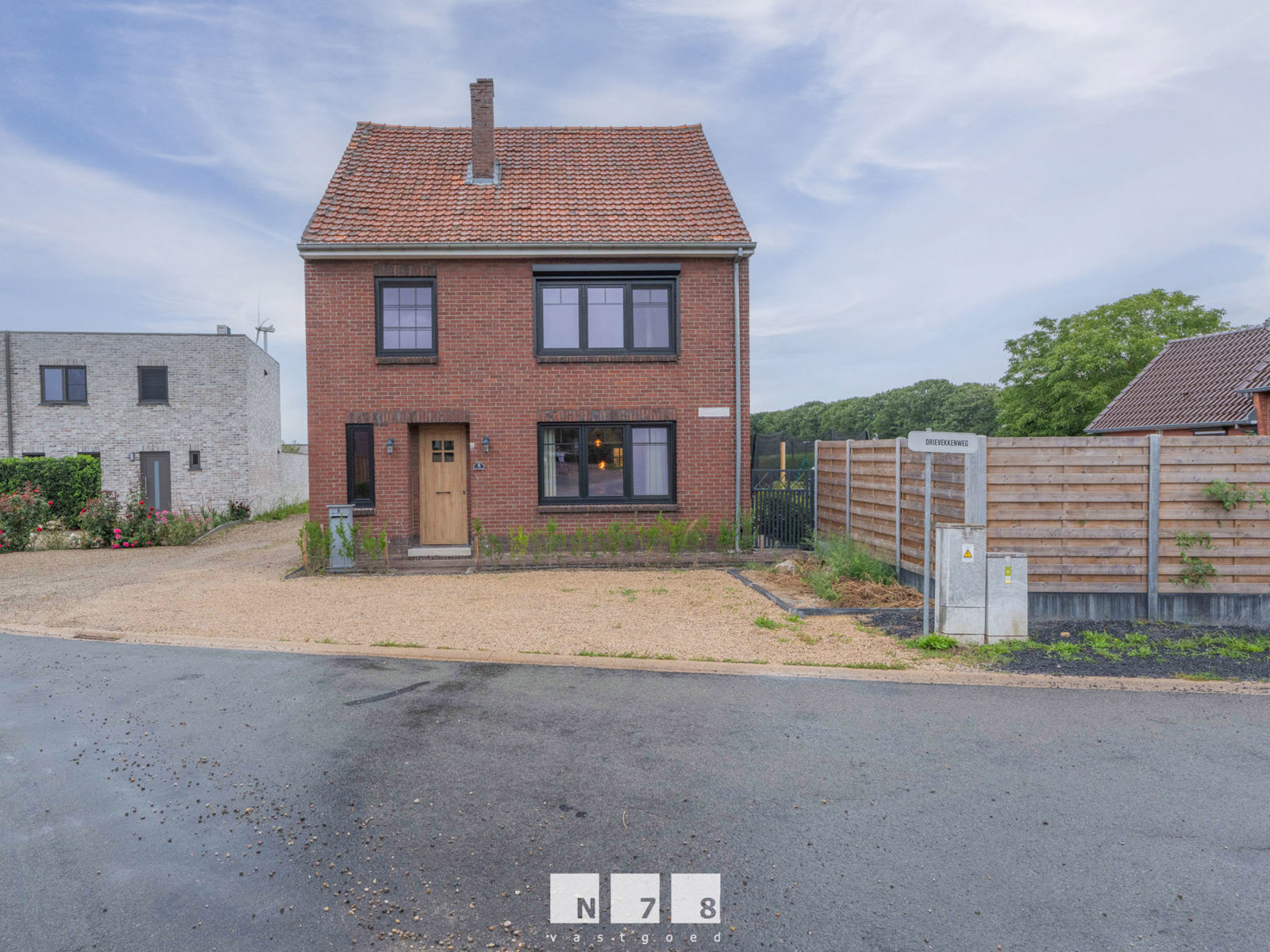 Maison à vendre à Maaseik avec 3 chambres - photo 2