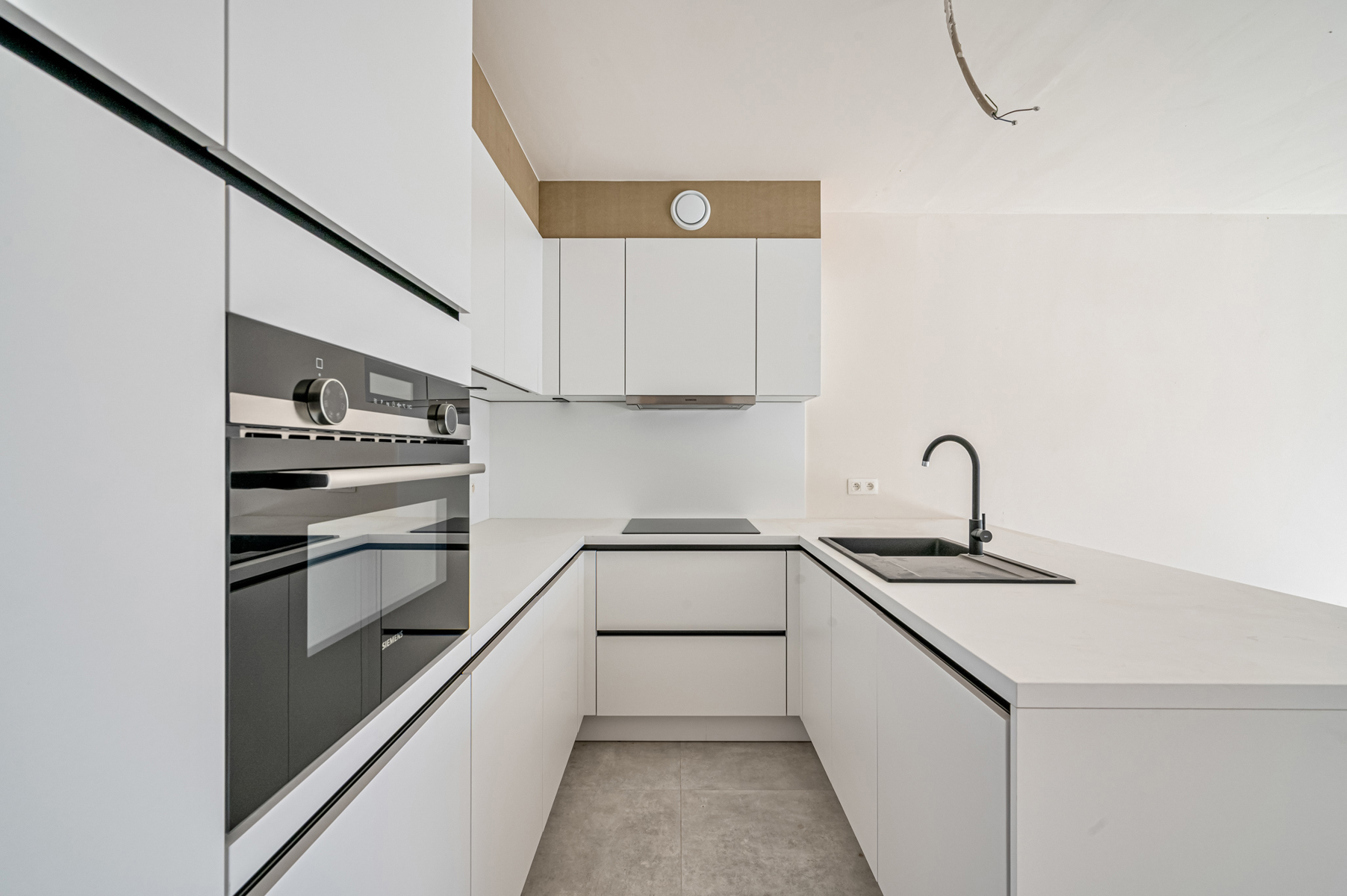 Goed gelegen kantoorruimte. - foto 5