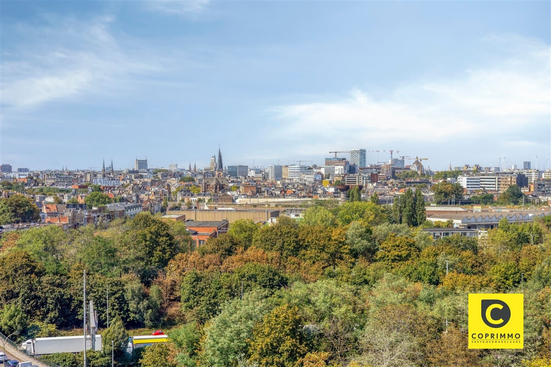 Lichtrijk 2 slpk app met airco en zicht op de Antwerpse skyline! - foto 4