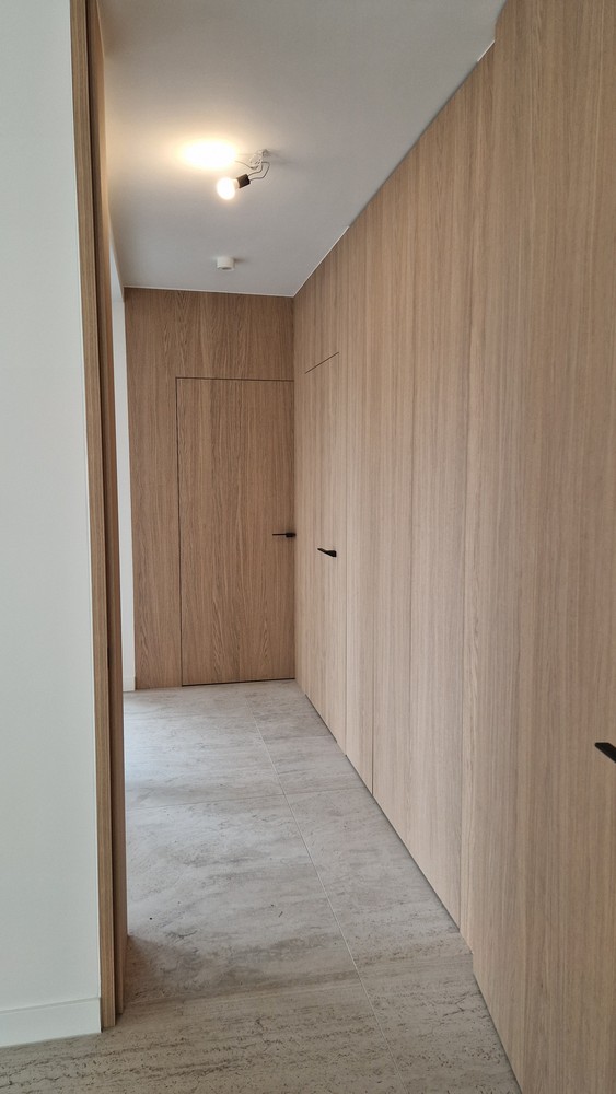 Ruime nieuwbouwwoning met 3 slaapkamers ,  luxueus afgewerkt . - foto 4