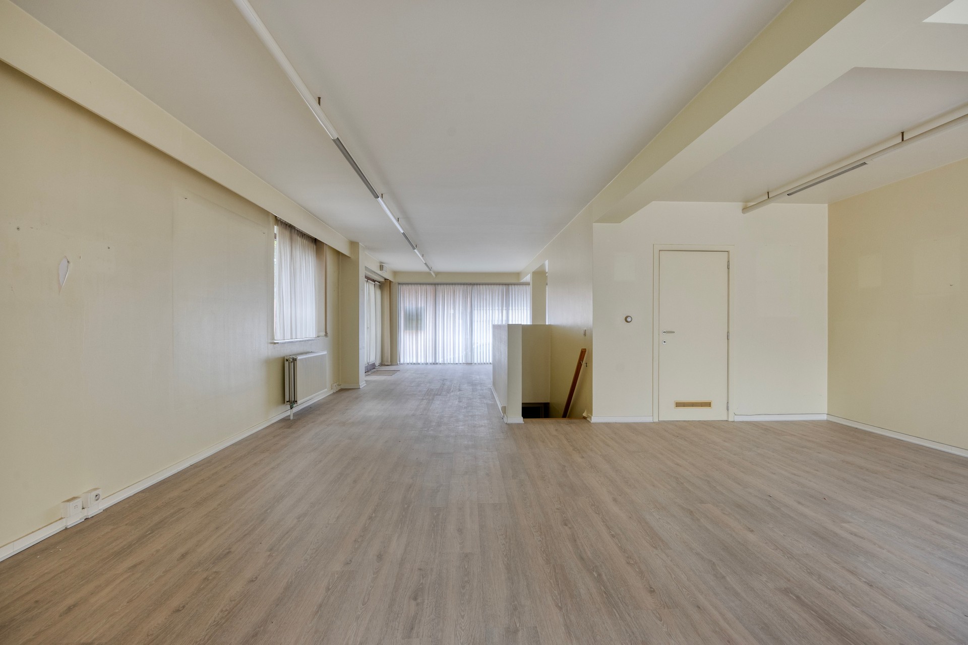 Kantoorruimte van privatieve kelder - 100 m² - foto 5