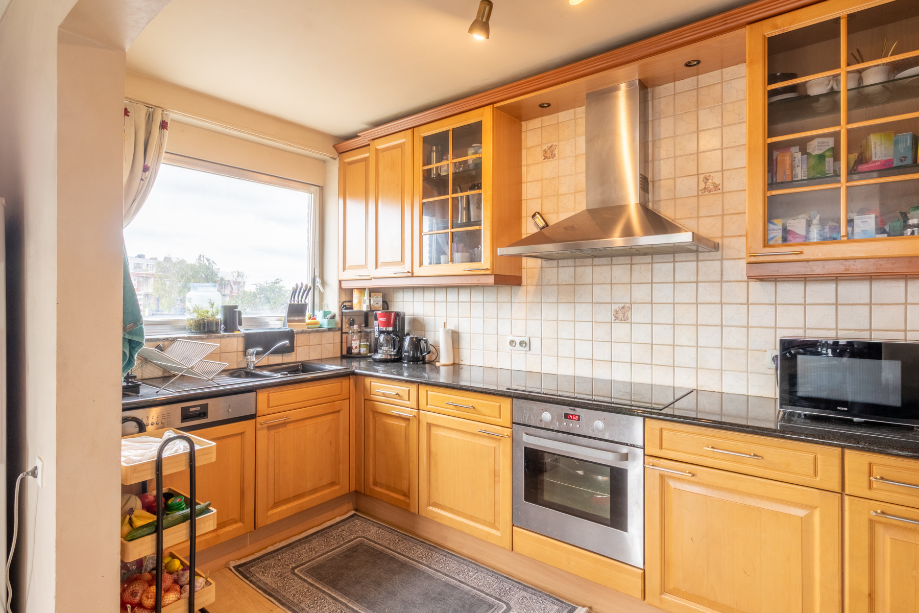 Ruim appartement met berging, terrasje en kelder - foto 5