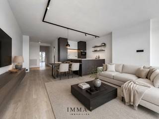 Instapklaar en gerenoveerd appartement op het 3e verdiep met 3 slaapkamers en zicht op de haven te Zeebrugge!<br /><br />Dit energiezuinig appartement in Zeebrugge is ideaal als vaste woonst, tweede verblijf of investering (zéér aantrekkelijk rendement!) aan de kust. Gelegen op de derde verdieping geniet u van een uitzonderlijk open uitzicht op de jachthaven en de kustomgeving.<br /><br />Deze eigendom omvat volgende indeling: inkom met gastentoilet - lichtrijke woonkamer met zicht op de jachthaven - volledig uitgeruste open keuken met kookeiland en aansluitende eettafel - 3 volwaardige slaapkamers, waarvan 1 slaapkamer met ensuite badkamer uitgerust met inloopdouche en lavabo - extra badkamer voorzien van ligbad met douchemogelijkheid, lavabo en toilet - berging met wasplaats - zuidgericht balkon.<br /><br />Daarnaast beschikt het appartement over een private kelderberging en een gemeenschappelijke fietsenstalling.<br /><br />Troeven: <br />- 3 slaapkamers en 2 badkamers <br />- Uitzonderlijk uitzicht op de jachthaven <br />- Energiezuinig (label B)<br />- Op wandelafstand van Kusttram <br />- Zéér aantrekkelijk rendement!<br /><br />** Deze eigendom wordt u aangeboden onder de verkoopmethode ‘startprijs’. Deze vermelde startprijs houdt bijgevolg géén aanbod in maar is een uitnodiging om tot een prijsvoorstel over te gaan. U kan steeds vanaf deze prijs een voorstel doen die door de eigenaar al dan niet kan aanvaard worden. Nog vragen omtrent deze verkoopmethode contacteer ons. **<br /><br />Voor verdere informatie of vrijblijvend bezoek contacteer Céline op 0476/60 60 23 of mail naar celine@immax.be