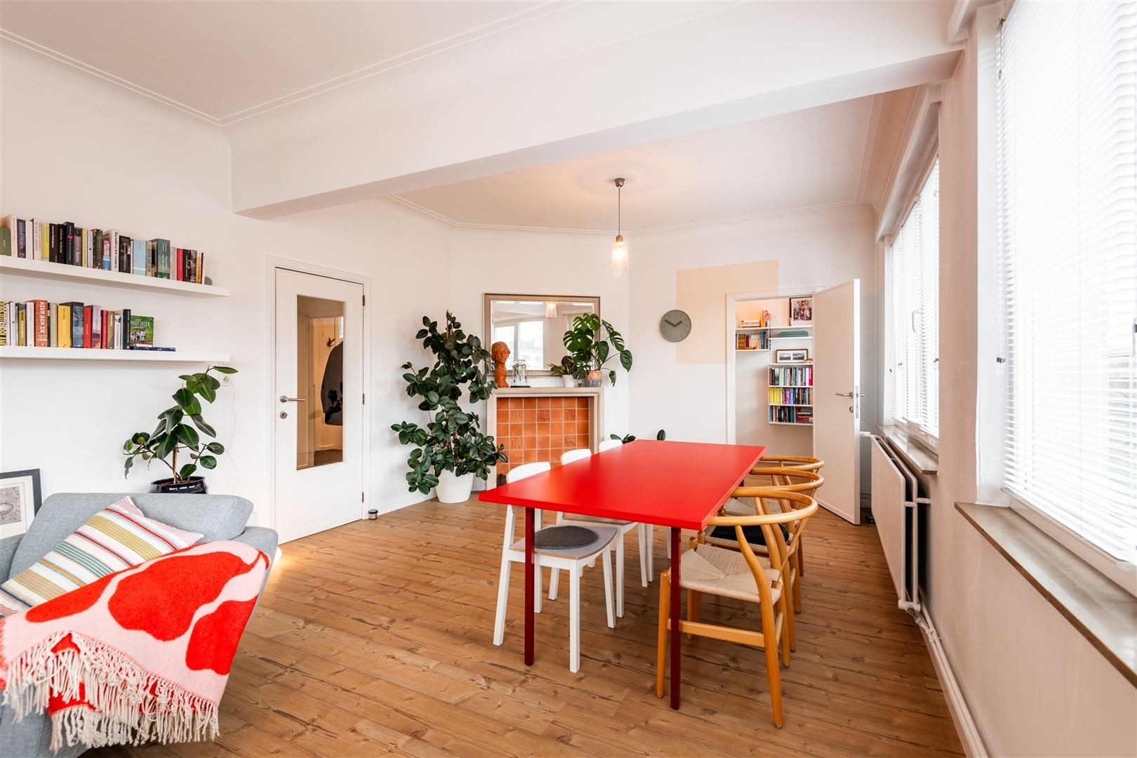 Hip en top gelegen hoekappartement met garage - foto 3