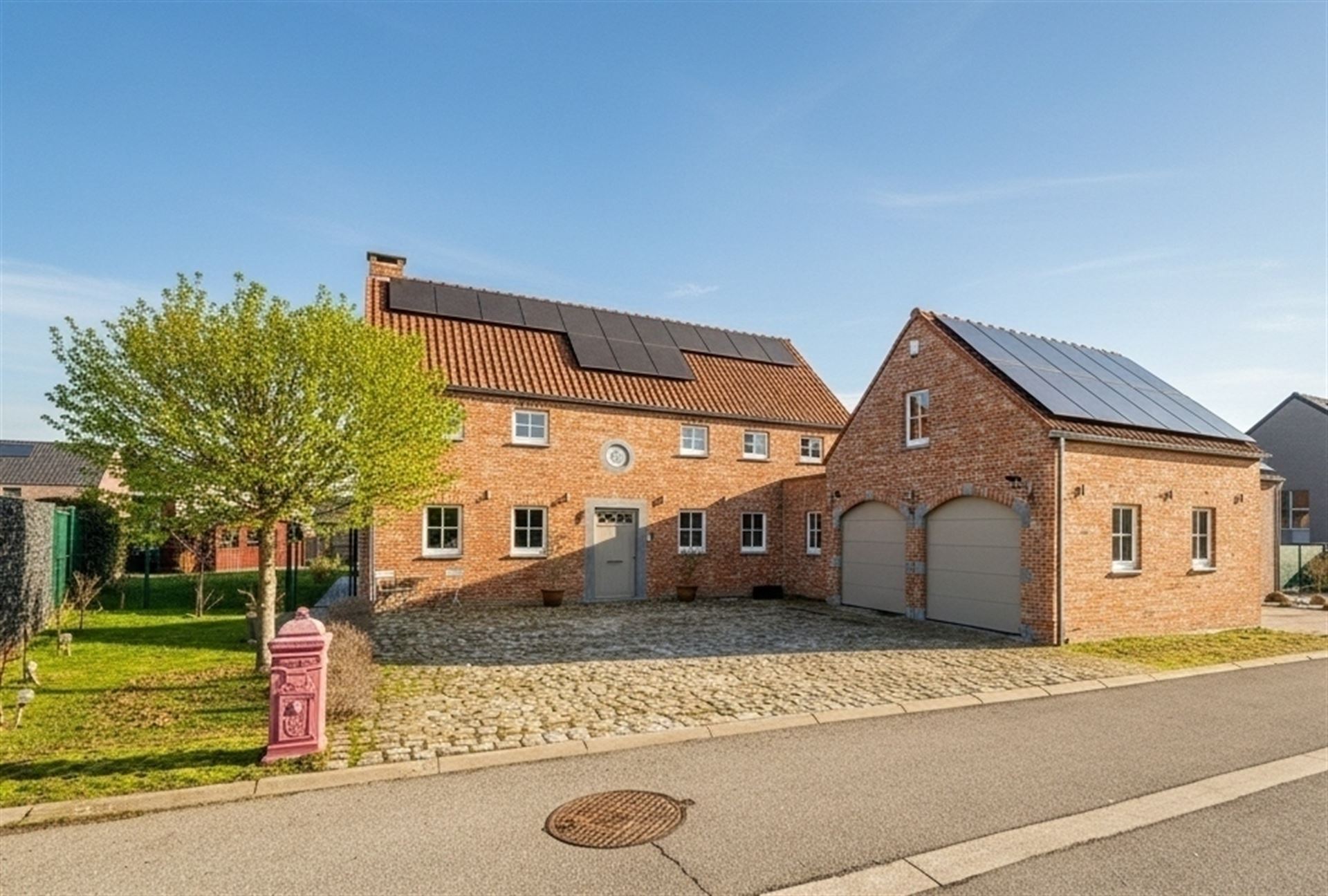 Huis te koop in Braine-Le-Comte met 3 slaapkamers - foto 2