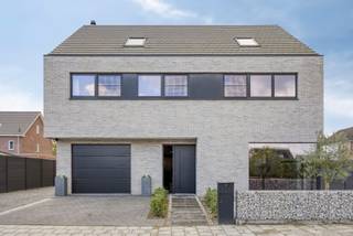 House for sale in Saint-Gilles-Waes