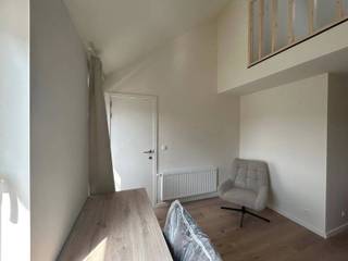 **ACADEMIEJAAR 2026-2027 - ENKEL STUDENTEN/STUDENTS ONLY**We bieden u met veel plezier deze nieuwe lichtrijke en bemeubelde studentenkamer met eigen...