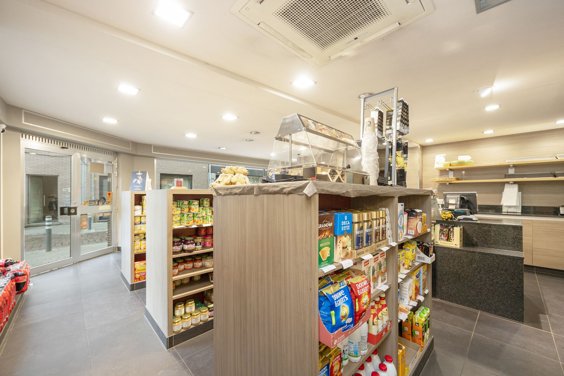 Winkelruimte met inpandige garage in centrum Lier. - foto 4