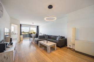 Dit appartement bevindt zich op de vijfde verdieping van een goed onderhouden en rustig gebouw in de Antwerpsestraat 75 in Boom. Dankzij de...