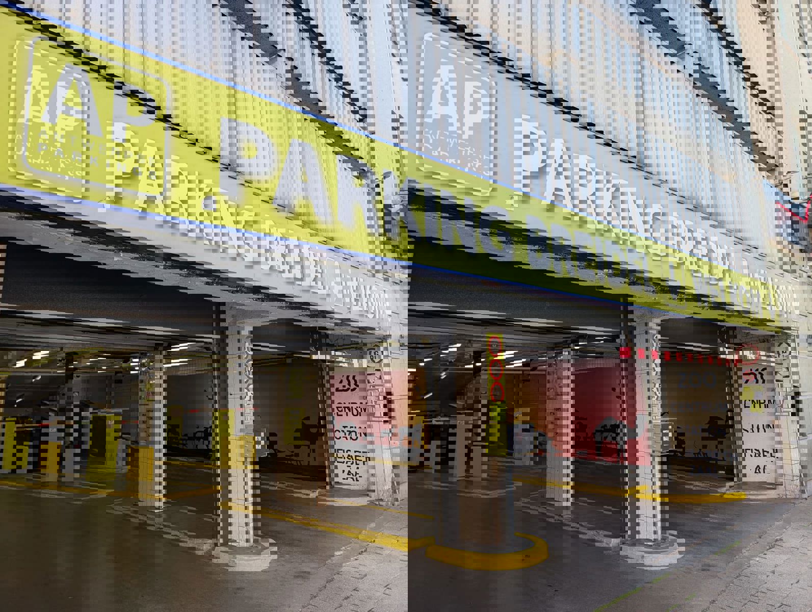 12 parkeerplaatsen in de Parking Breydel - foto 1