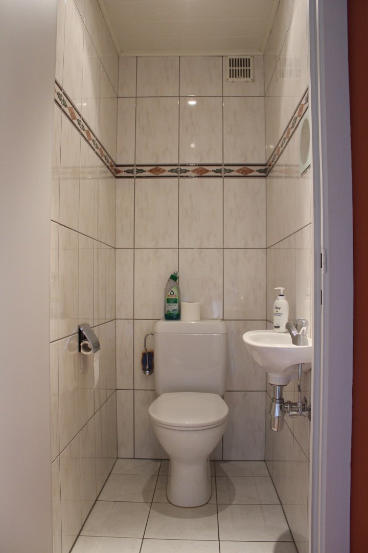 Lichtrijk duplex appartement in hartje Zonhoven (3slpk, 2badk, 2 parkings) - foto 3