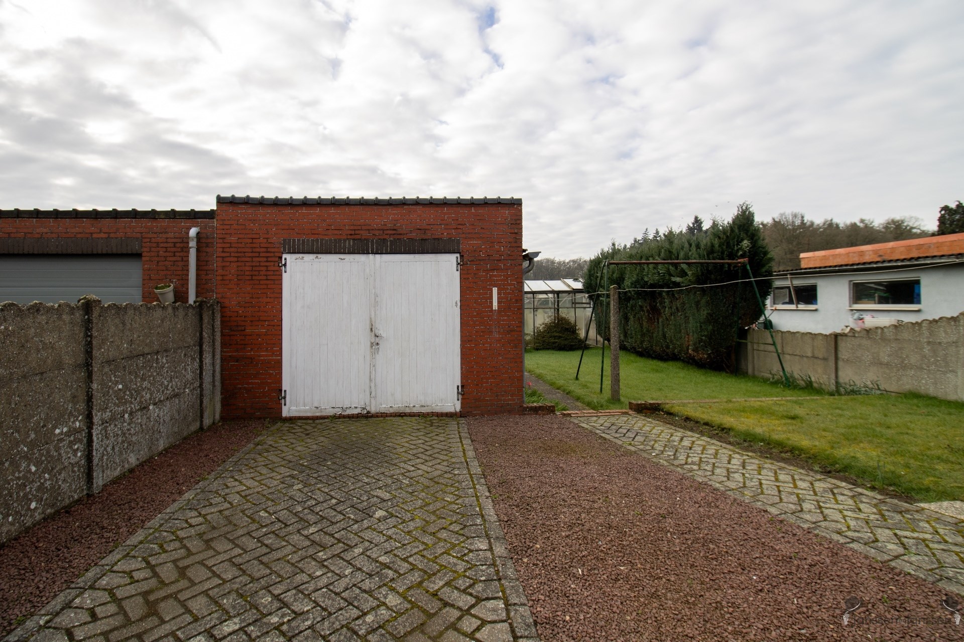 Te renoveren woning met 3 slaapkamers op 643 m² - foto 3