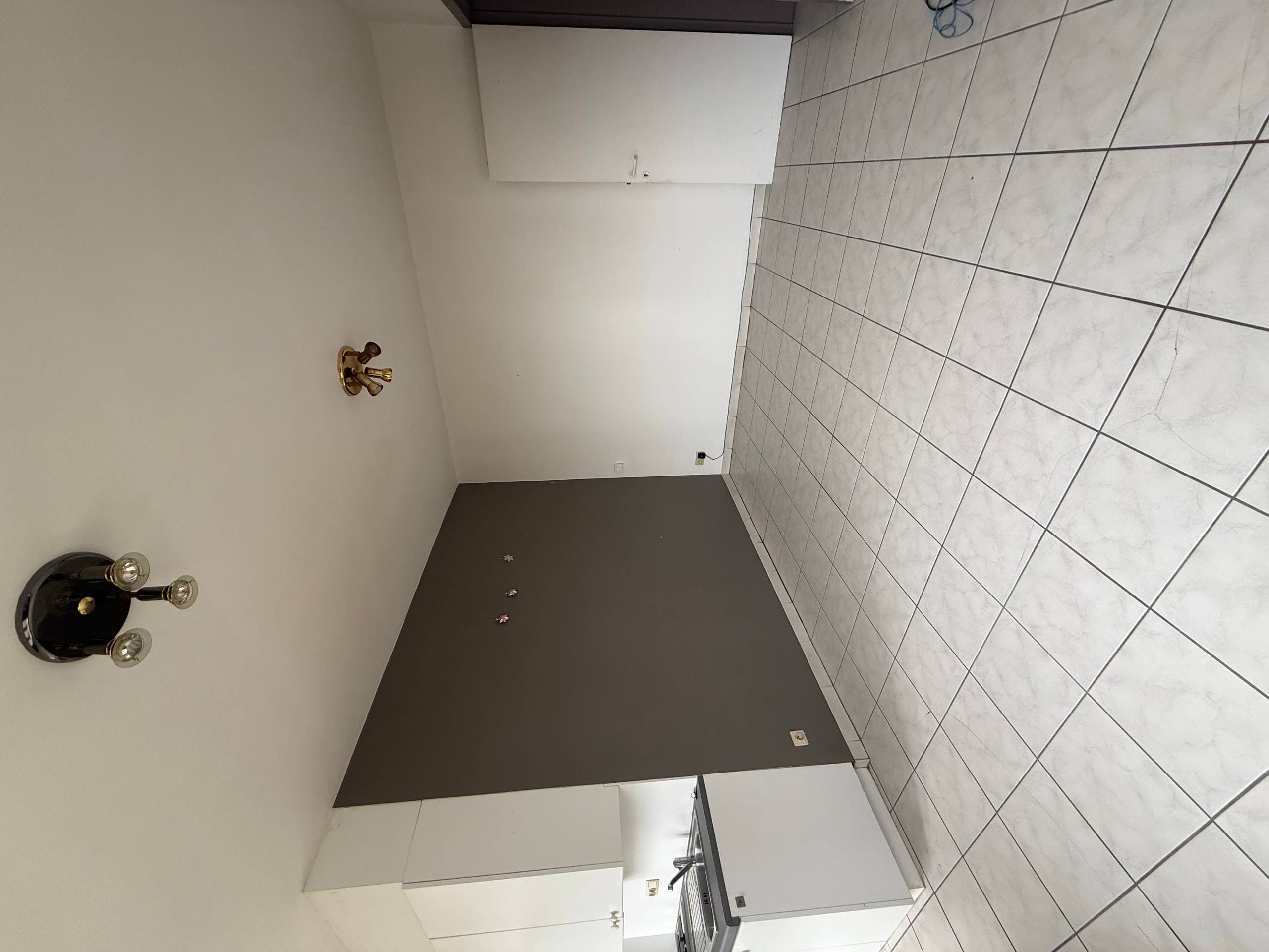 Te huur: 1-slaapkamerappartement in Ieper - foto 5