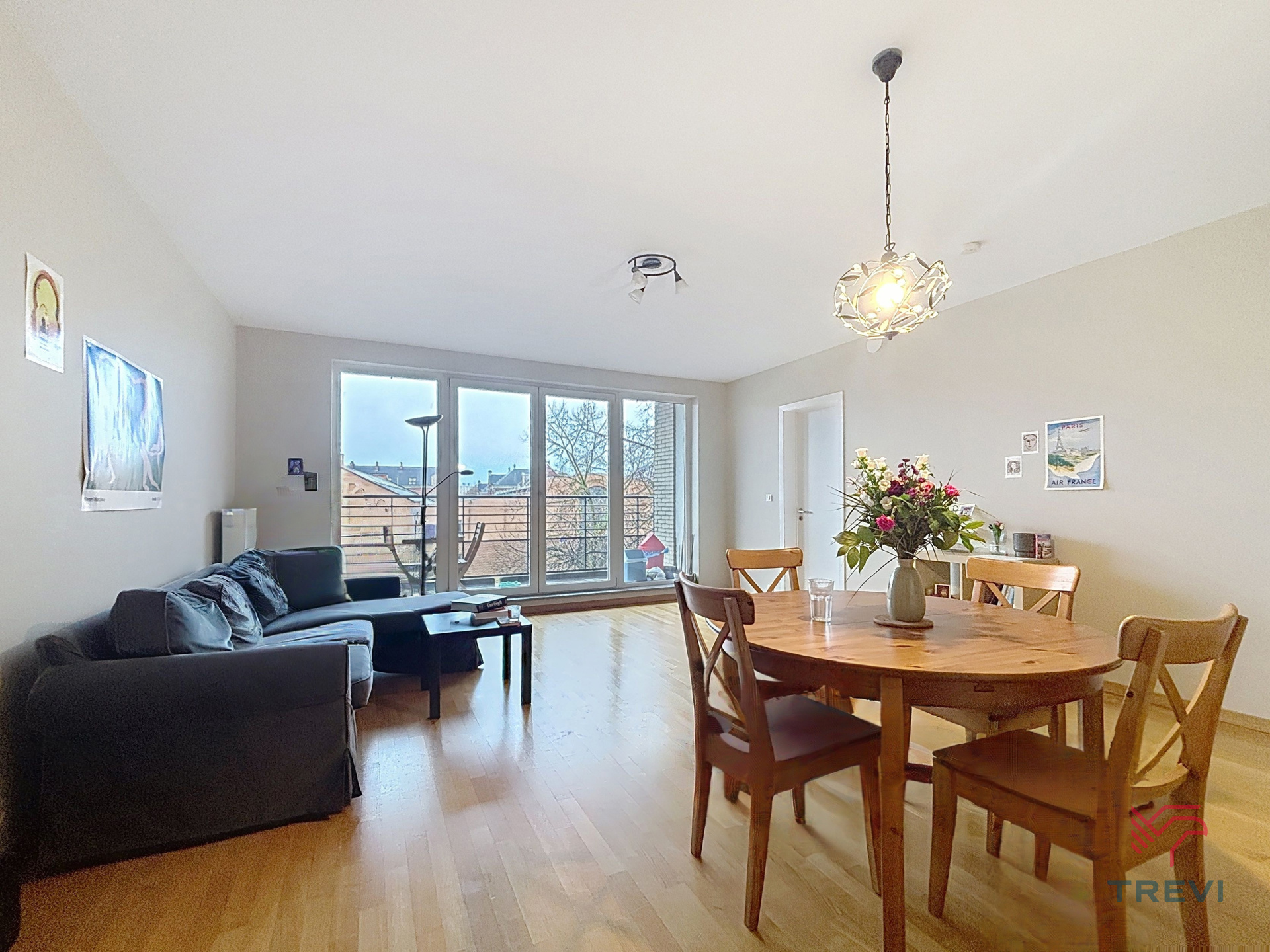 GEMEUBELD 1 slaapkamer appartement met terras - foto 1