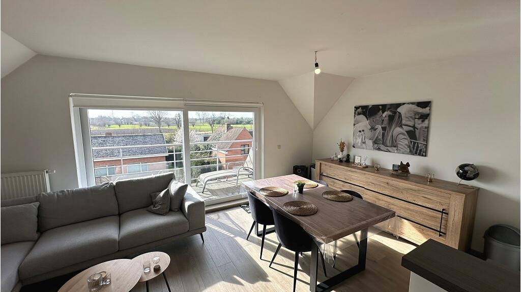 2-slaapkamerappartement met Terras en Garage te koop in Zedelgem - photo 3