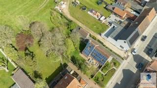 Deze charmante woning is uiterst mooi gelegen in het landelijke Oostveld. De woning is omgeven door een mooi aangelegde tuin met volwassen bomen,...