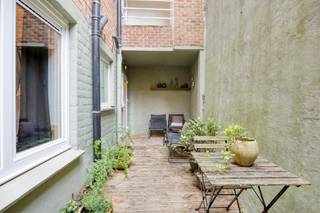 Ground floor apartment for sale in the heart of Ghent. This charming apartment combines comfort, space and an excellent location within...