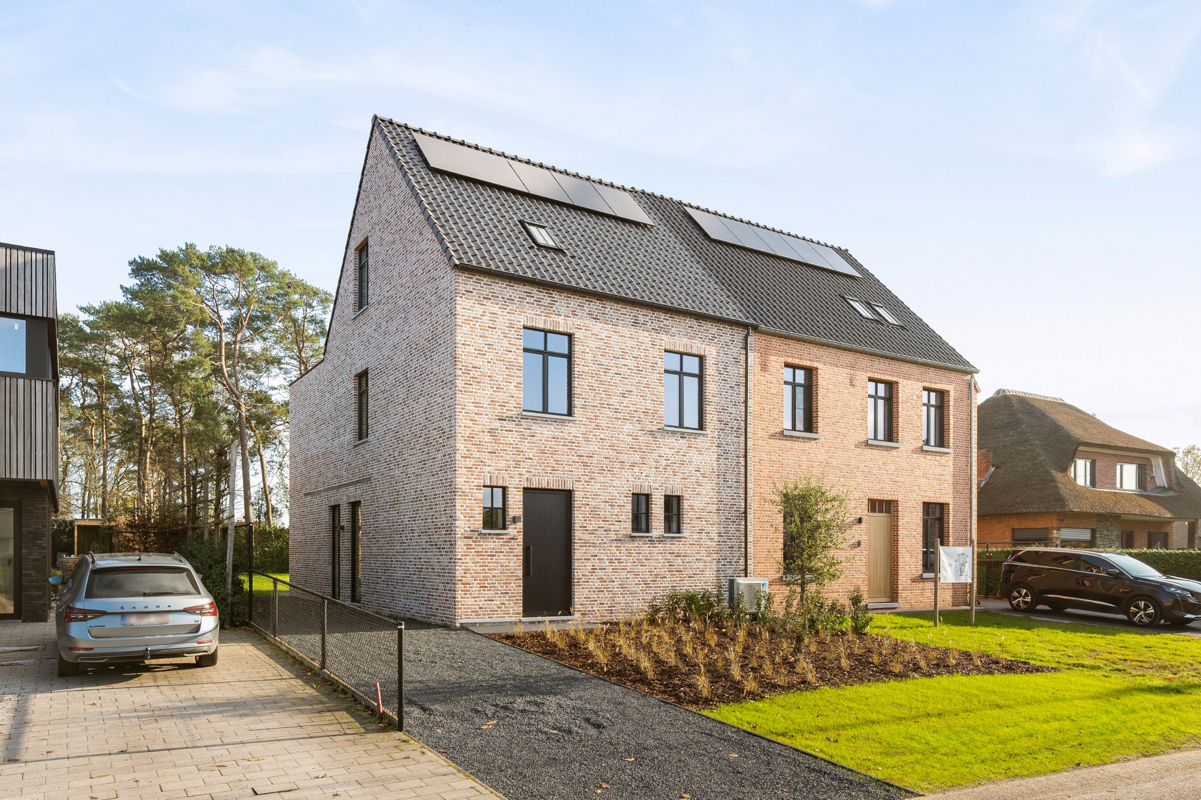 House for sale in Lille with 4 bedrooms - photo 2