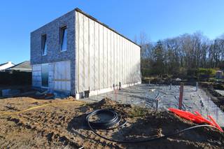 Nieuwbouw half open bebouwing rustig gelegen in Kampenhout.Ontdek deze nieuwbouw gezinswoning op ruim perceel grond van 12are 11ca  te Kampenhout.BTW...