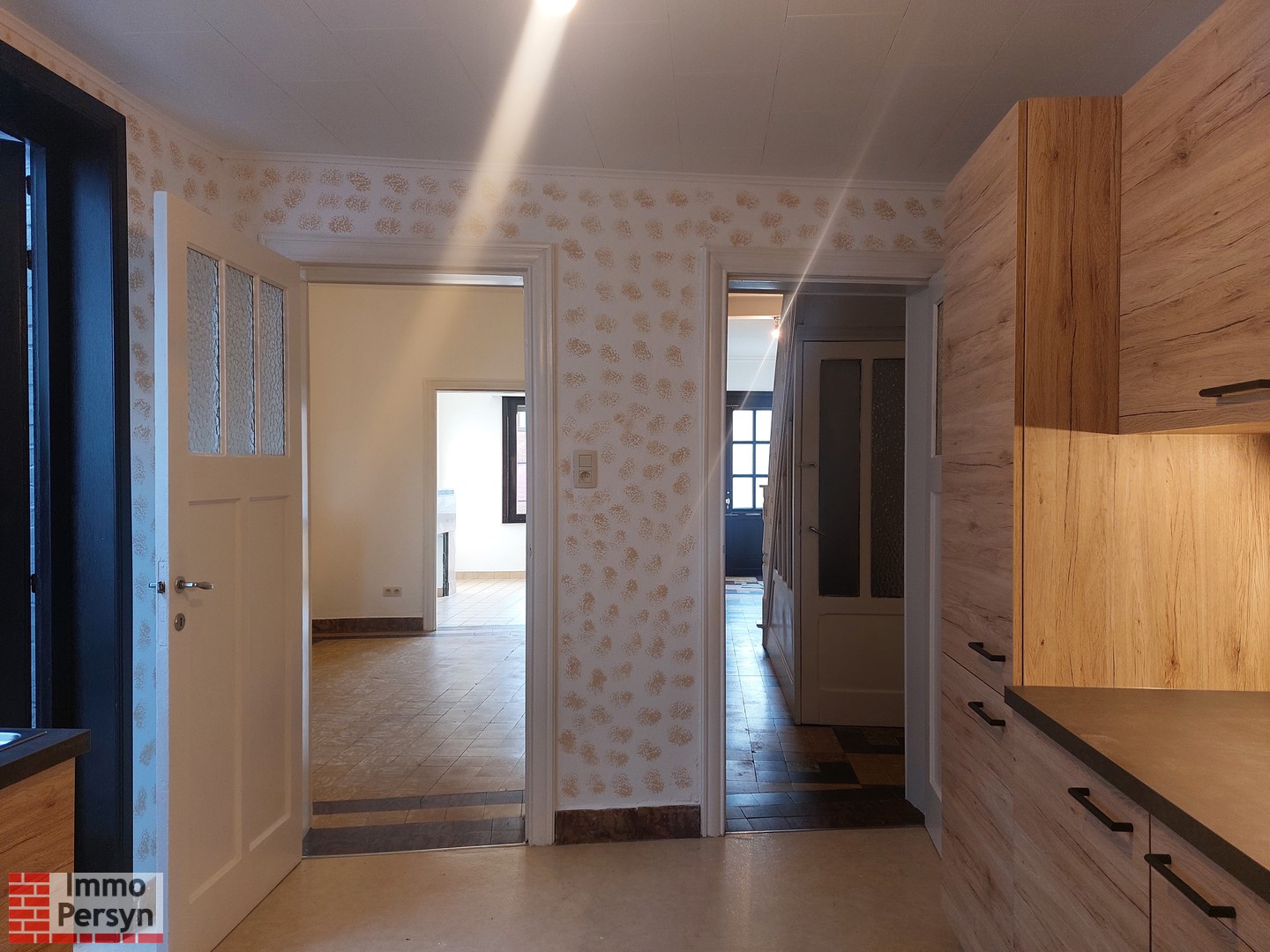 Gezellige rijwoning met 3 slaapkamers en tuin te Schaffen - foto 4