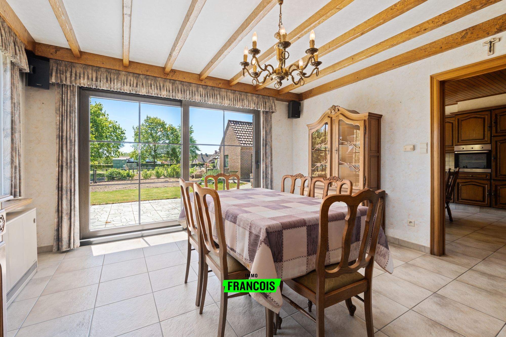 Open bebouwing met 3 royale slaapkamers in Don Bosco! - foto 5